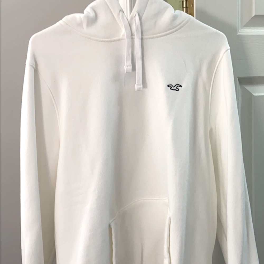 SELLING A WHITE HOLLISTER HOODIE MENS SIZE LARGE